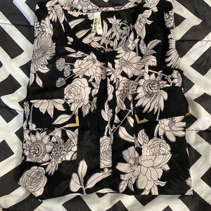 Cute Pink & Black Floral Top